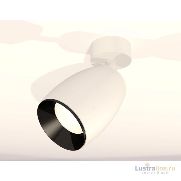 Спот Ambrella Light Techno Spot XM1122001 (A2202, C1122, N7031) Спот Ambrella Light Techno Spot XM1122001 (A2202, C1122, N7031)