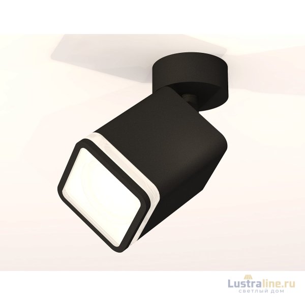 Спот Ambrella Light Techno Spot XM7813021 (A2210, C7813, N7751) Спот Ambrella Light Techno Spot XM7813021 (A2210, C7813, N7751)