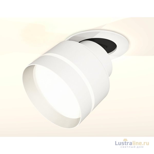 Спот Ambrella Light Techno Spot XM8101525 (A2241, A2105, C8101, N8461) Спот Ambrella Light Techno Spot XM8101525 (A2241, A2105, C8101, N8461)