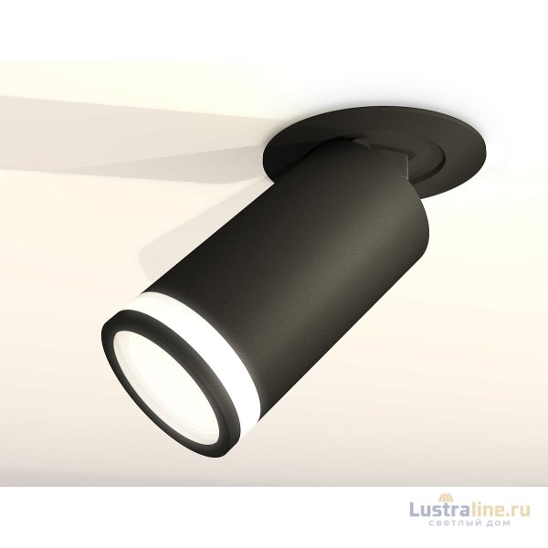 Спот Ambrella Light Techno Spot XM6323221 (A2242, C6323, N6221) Спот Ambrella Light Techno Spot XM6323221 (A2242, C6323, N6221)