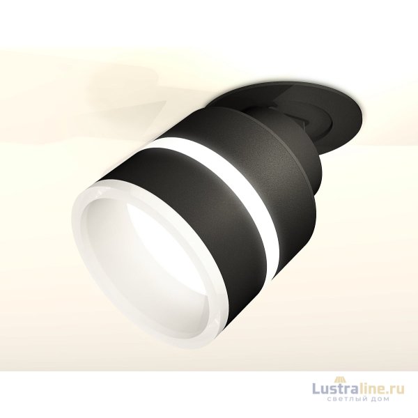 Спот Ambrella Light Techno Spot XM8102524 (A2242, A2106, C8102, N8445) Спот Ambrella Light Techno Spot XM8102524 (A2242, A2106, C8102, N8445)