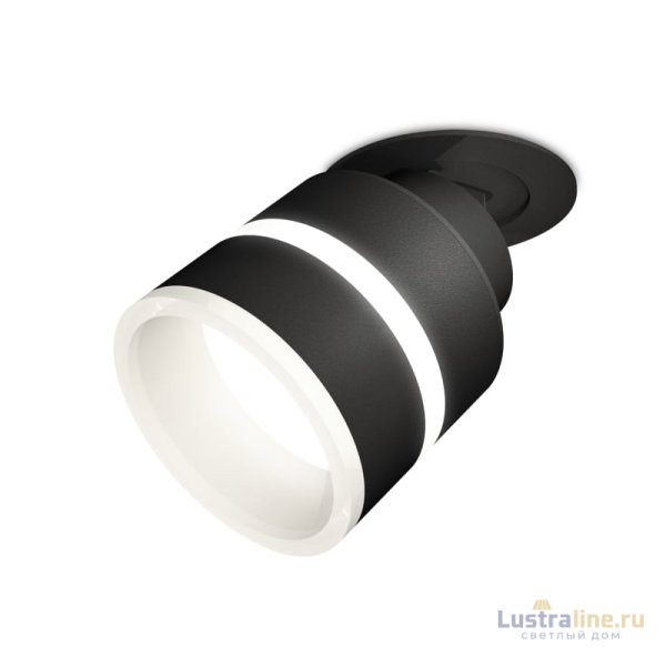 Спот Ambrella Light Techno Spot XM8102524 (A2242, A2106, C8102, N8445) Спот Ambrella Light Techno Spot XM8102524 (A2242, A2106, C8102, N8445)
