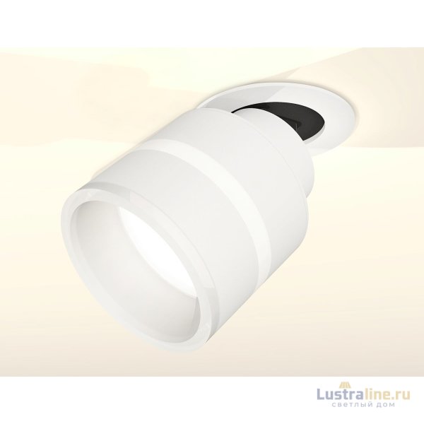 Спот Ambrella Light Techno Spot XM8101524 (A2241, A2105, C8101, N8444) Спот Ambrella Light Techno Spot XM8101524 (A2241, A2105, C8101, N8444)