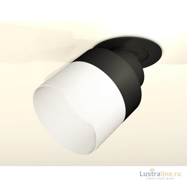 Спот Ambrella Light Techno Spot XM8102521 (A2242, A2106, C8102, N8402) Спот Ambrella Light Techno Spot XM8102521 (A2242, A2106, C8102, N8402)