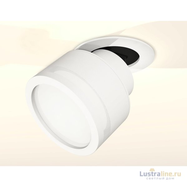Спот Ambrella Light Techno Spot XM8101522 (A2241, A2105, C8101, N8412) Спот Ambrella Light Techno Spot XM8101522 (A2241, A2105, C8101, N8412)
