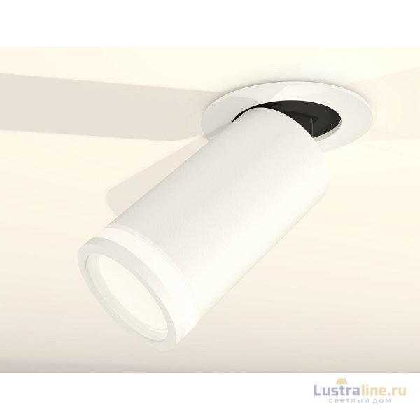 Спот Ambrella Light Techno Spot XM6322221 (A2241, C6322, N6220) Спот Ambrella Light Techno Spot XM6322221 (A2241, C6322, N6220)