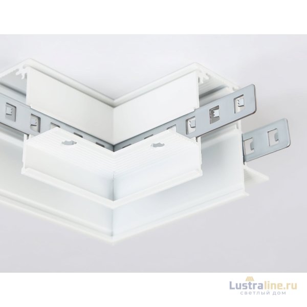 Коннектор угловой для шинопровода Ambrella Light Track System GL3352
