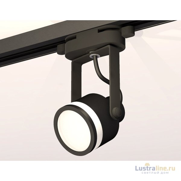 Трековый однофазный светильник Ambrella Light Track System XT6602080 (C6602, N6221) Трековый однофазный светильник Ambrella Light Track System XT6602080 (C6602, N6221)