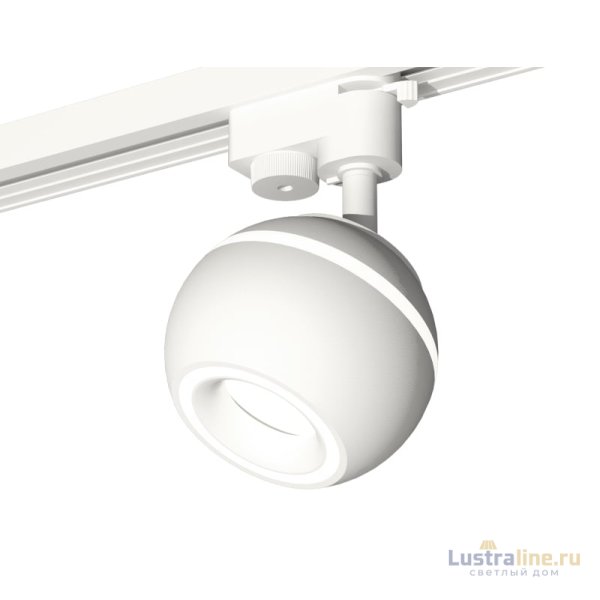 Трековый однофазный светильник с подсветкой Ambrella Light Track System XT1101030 (A2520, C1101, N7110) Трековый однофазный светильник с подсветкой Ambrella Light Track System XT1101030 (A2520, C1101, N7110)