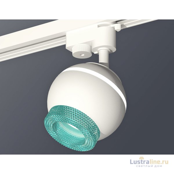 Трековый однофазный светильник с подсветкой Ambrella Light Track System XT1101063 (A2520, C1101, N7194) Трековый однофазный светильник с подсветкой Ambrella Light Track System XT1101063 (A2520, C1101, N7194)