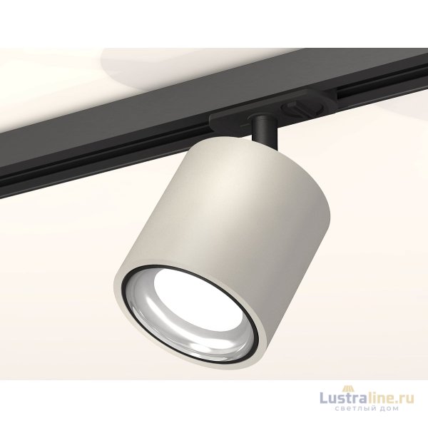 Комплект трекового светильника Ambrella Light Track System XT7533010 (A2537, C7533, N7023) Комплект трекового светильника Ambrella Light Track System XT7533010 (A2537, C7533, N7023)