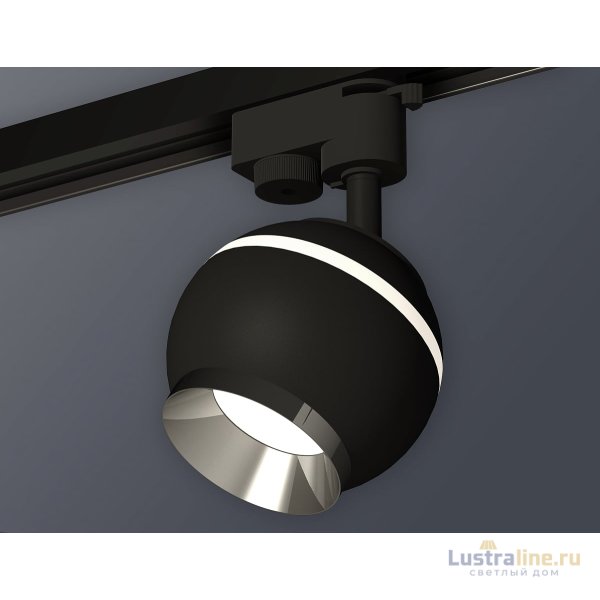 Трековый однофазный светильник с подсветкой Ambrella Light Track System XT1102003 (A2521, C1102, N7032) Трековый однофазный светильник с подсветкой Ambrella Light Track System XT1102003 (A2521, C1102, N7032)