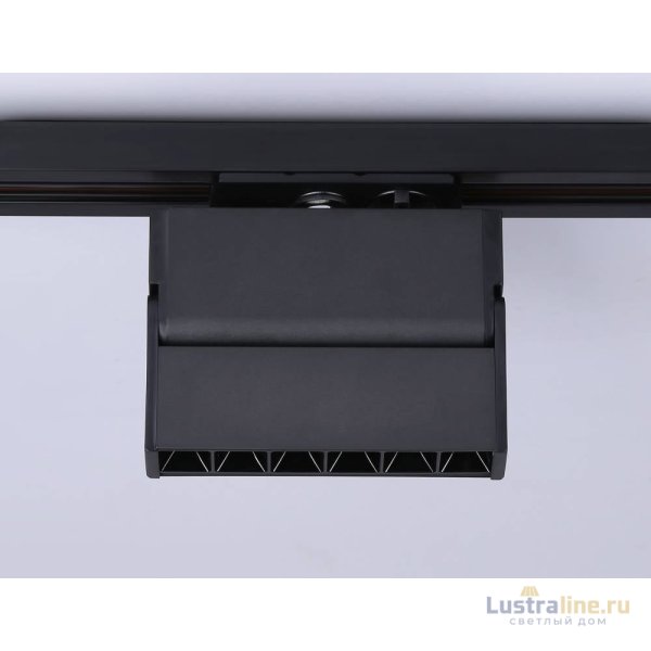 Трековый однофазный светильник Ambrella Light Track System GL6814