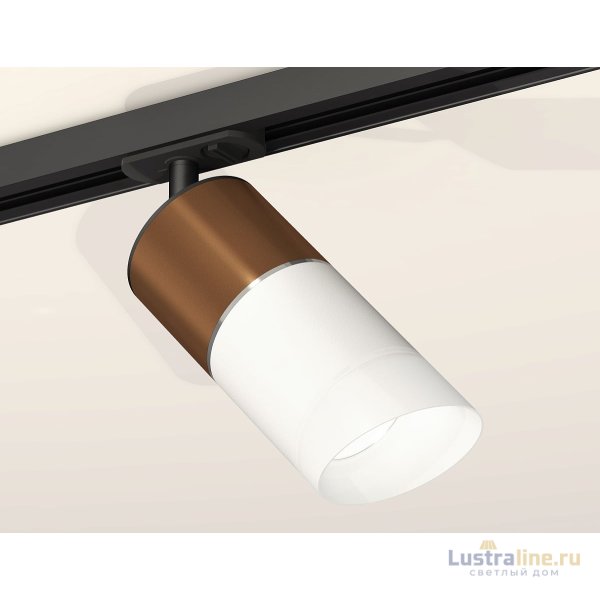 Комплект трекового светильника Ambrella Light Track System XT7401061 (A2537, C7404, A2070, C7401, N7175) Комплект трекового светильника Ambrella Light Track System XT7401061 (A2537, C7404, A2070, C7401, N7175)