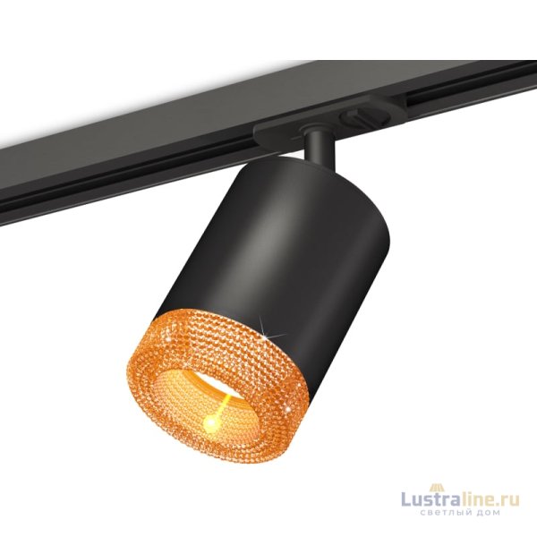 Комплект трекового светильника Ambrella Light Track System XT7422011 (A2537, C7422, N7195) Комплект трекового светильника Ambrella Light Track System XT7422011 (A2537, C7422, N7195)