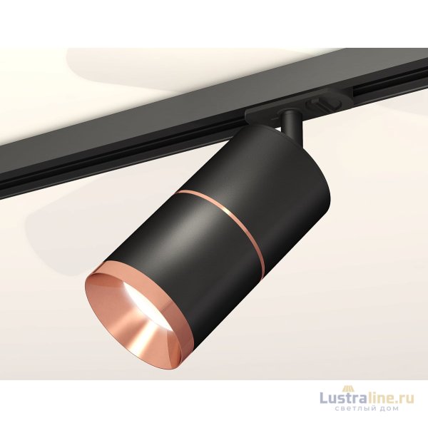 Комплект трекового светильника Ambrella Light Track System XT7402040 (A2537, C7402x2, A2073, N7035) Комплект трекового светильника Ambrella Light Track System XT7402040 (A2537, C7402x2, A2073, N7035)