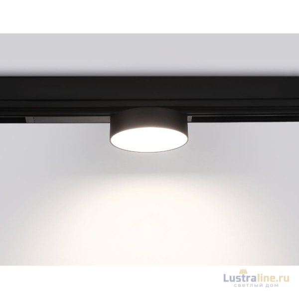 Трековый магнитный светильник Ambrella Light Magnetic 220V GL1381 Трековый магнитный светильник Ambrella Light Magnetic 220V GL1381