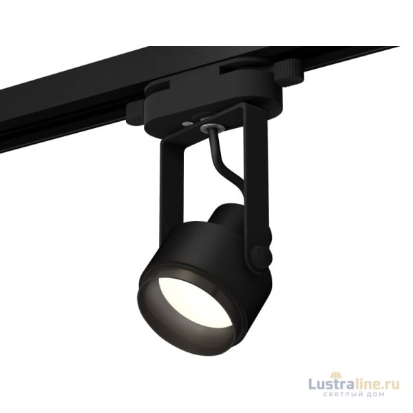 Трековый однофазный светильник Ambrella Light Track System XT6602020 (C6602, N6121) Трековый однофазный светильник Ambrella Light Track System XT6602020 (C6602, N6121)