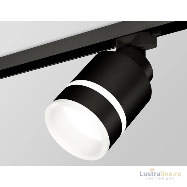 Трековый светильник Ambrella Light Track System XT8111004 (A2526, A2106, C8111, N8445)