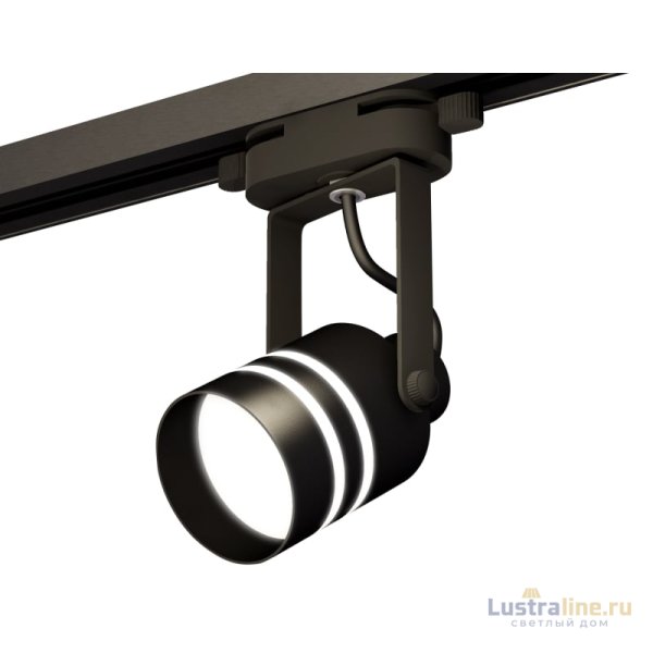 Трековый однофазный светильник Ambrella Light Track System XT6602082 (C6602, N6236) Трековый однофазный светильник Ambrella Light Track System XT6602082 (C6602, N6236)