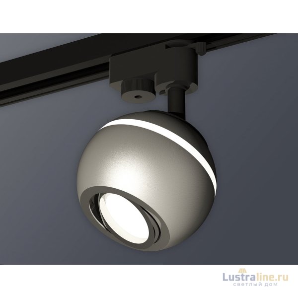Трековый однофазный светильник с подсветкой Ambrella Light Track System XT1103002 (A2521, C1103, N7003) Трековый однофазный светильник с подсветкой Ambrella Light Track System XT1103002 (A2521, C1103, N7003)