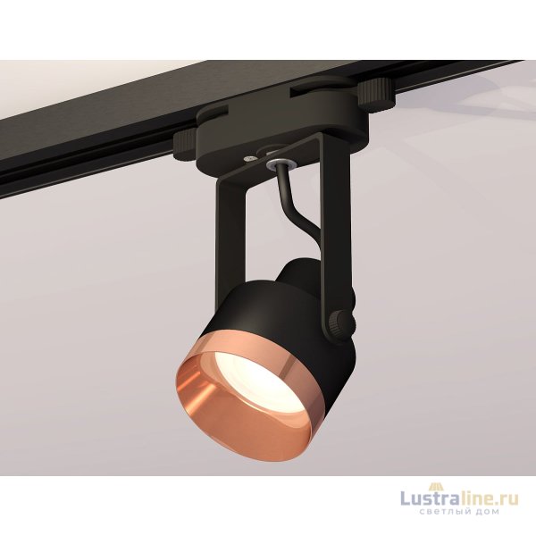 Трековый однофазный светильник Ambrella Light Track System XT6602045 (C6602, N6135) Трековый однофазный светильник Ambrella Light Track System XT6602045 (C6602, N6135)