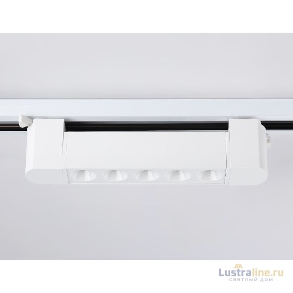 Трековый однофазный светильник Ambrella Light Track system GL6700