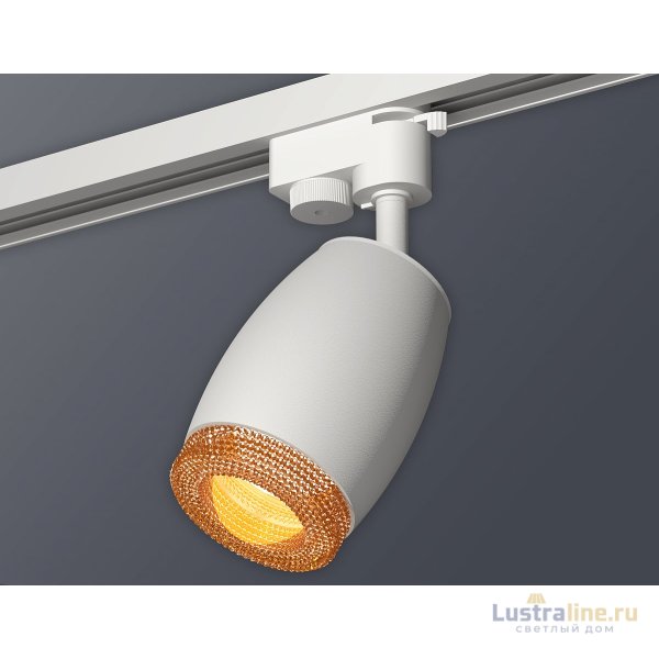 Трековый однофазный светильник Ambrella Light Track System XT1122024 (A2520, C1122, N7195) Трековый однофазный светильник Ambrella Light Track System XT1122024 (A2520, C1122, N7195)