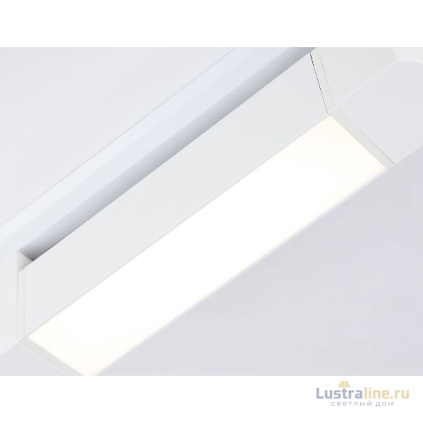 Трековый однофазный светильник Ambrella Light Track system GL6724 Трековый однофазный светильник Ambrella Light Track system GL6724