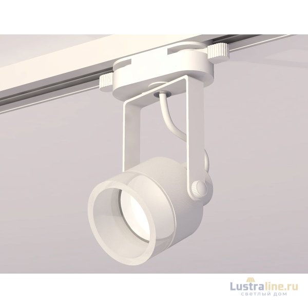 Трековый однофазный светильник Ambrella Light Track System XT6601085 (C6601, N6248) Трековый однофазный светильник Ambrella Light Track System XT6601085 (C6601, N6248)