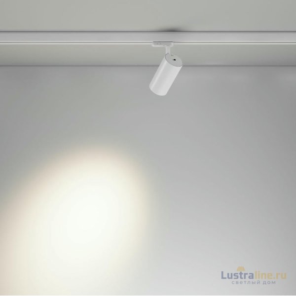 Трековый трехфазный светильник Maytoni Focus Led TR197-3-20WCCT-M-W Трековый трехфазный светильник Maytoni Focus Led TR197-3-20WCCT-M-W