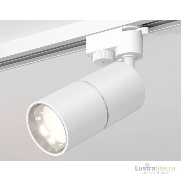 Трековый однофазный светильник Ambrella Light Track System XT6301001 (A2520, C6301, A2060, C6301, N6112) Трековый однофазный светильник Ambrella Light Track System XT6301001 (A2520, C6301, A2060, C6301, N6112)