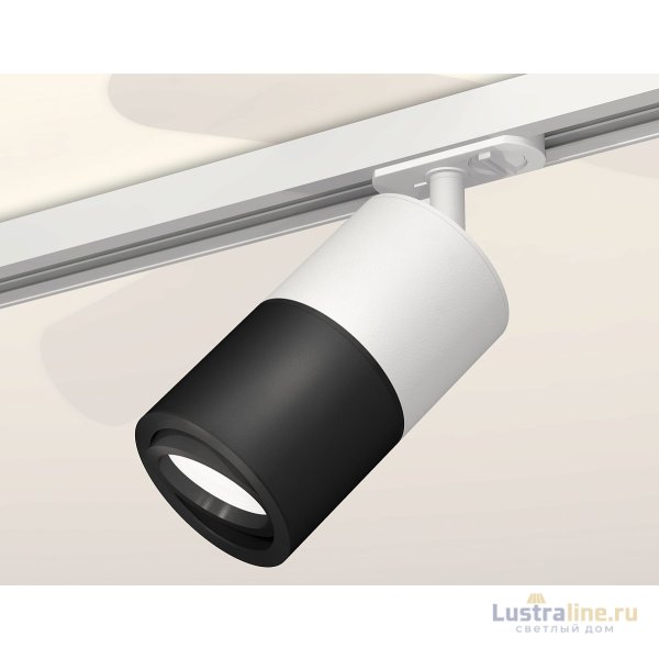 Комплект трекового светильника Ambrella Light Track System XT7402002 (A2536, C7401, A2071, C7402, N7002) Комплект трекового светильника Ambrella Light Track System XT7402002 (A2536, C7401, A2071, C7402, N7002)