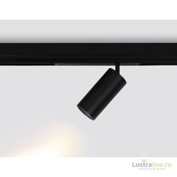 Трековый магнитный светильник Ambrella Light Magnetic 220V GL1232 Трековый магнитный светильник Ambrella Light Magnetic 220V GL1232