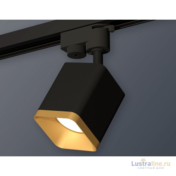 Трековый однофазный светильник Ambrella Light Track System XT7813003 (A2521, C7813, N7704) Трековый однофазный светильник Ambrella Light Track System XT7813003 (A2521, C7813, N7704)