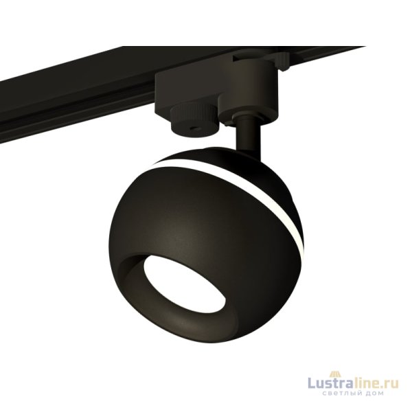 Трековый однофазный светильник с подсветкой Ambrella Light Track System XT1102041 (A2521, C1102, N7021) Трековый однофазный светильник с подсветкой Ambrella Light Track System XT1102041 (A2521, C1102, N7021)