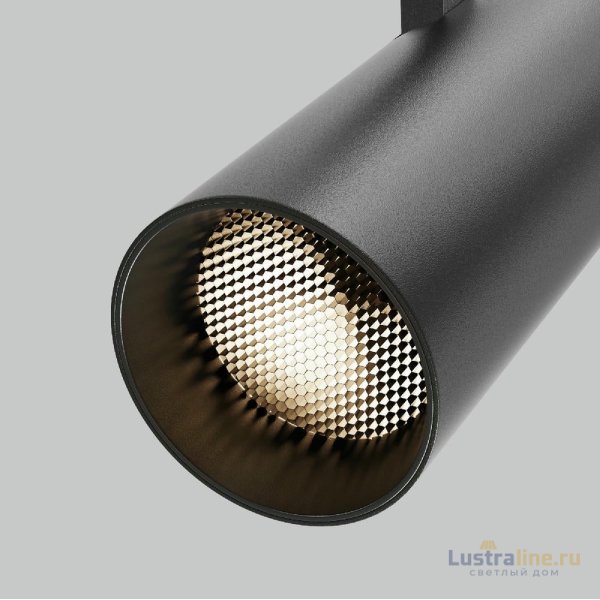 Трековый трехфазный светильник Maytoni Focus Led TR197-3-30WCCT-M-B Трековый трехфазный светильник Maytoni Focus Led TR197-3-30WCCT-M-B