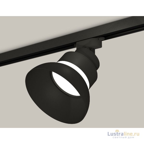 Трековый светильник Ambrella Light Track system (A2526, A2106, C8102, N8141) XT8102200 Трековый светильник Ambrella Light Track system (A2526, A2106, C8102, N8141) XT8102200
