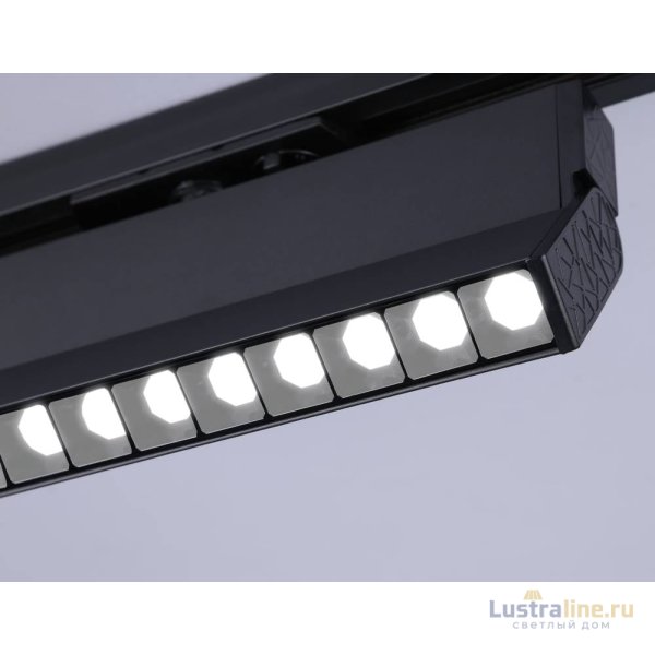 Трековый однофазный светильник Ambrella Light Track System GL6819