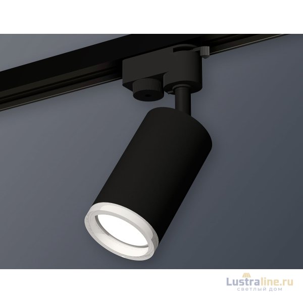 Трековый однофазный светильник Ambrella Light Track System XT6323140 (A2521, C6323, N6245) Трековый однофазный светильник Ambrella Light Track System XT6323140 (A2521, C6323, N6245)