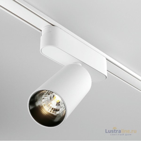 Трековый магнитный светильник Maytoni Focus LED TR103-1-12W3K-M-W Трековый магнитный светильник Maytoni Focus LED TR103-1-12W3K-M-W