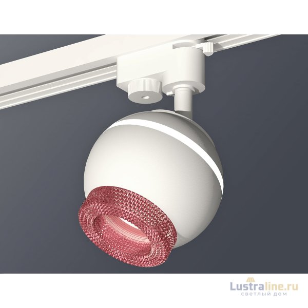 Трековый однофазный светильник с подсветкой Ambrella Light Track System XT1101062 (A2520, C1101, N7193) Трековый однофазный светильник с подсветкой Ambrella Light Track System XT1101062 (A2520, C1101, N7193)