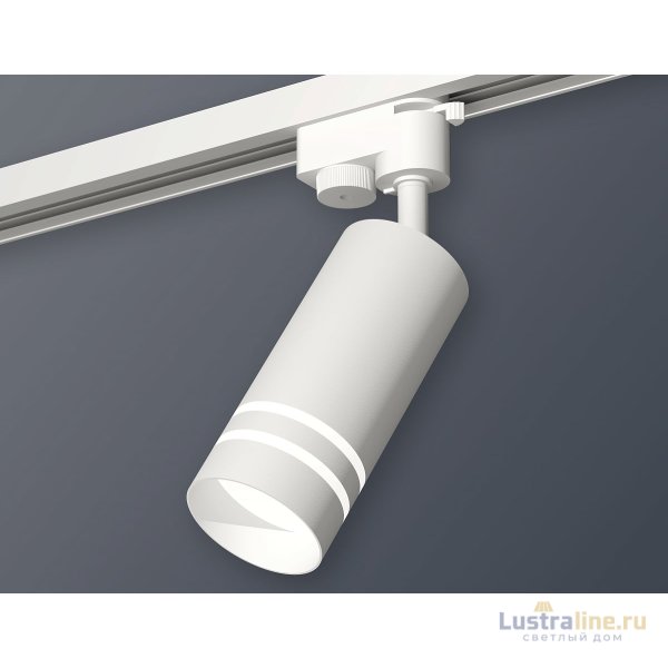 Трековый однофазный светильник Ambrella Light Track System XT6322120 (A2520, C6322, N6235) Трековый однофазный светильник Ambrella Light Track System XT6322120 (A2520, C6322, N6235)