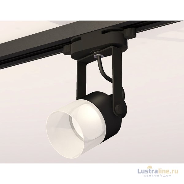 Трековый однофазный светильник Ambrella Light Track System XT6602086 (C6602, N6252) Трековый однофазный светильник Ambrella Light Track System XT6602086 (C6602, N6252)