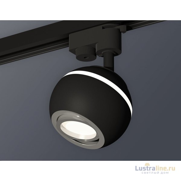 Трековый однофазный светильник с подсветкой Ambrella Light Track System XT1102022 (A2521, C1102, N7003) Трековый однофазный светильник с подсветкой Ambrella Light Track System XT1102022 (A2521, C1102, N7003)