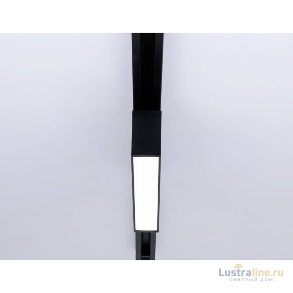 Трековый однофазный светильник Ambrella Light Track System GL6767 Трековый однофазный светильник Ambrella Light Track System GL6767