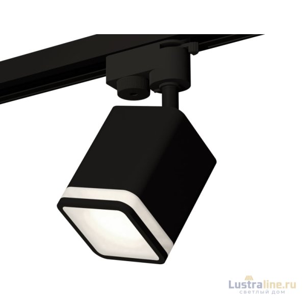 Трековый однофазный светильник Ambrella Light Track System XT7813021 (A2521, C7813, N7751) Трековый однофазный светильник Ambrella Light Track System XT7813021 (A2521, C7813, N7751)
