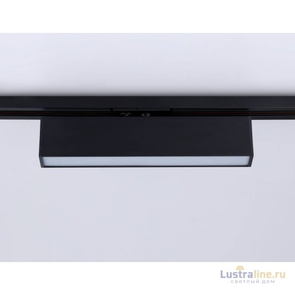 Трековый однофазный светильник Ambrella Light Track System GL6765 Трековый однофазный светильник Ambrella Light Track System GL6765