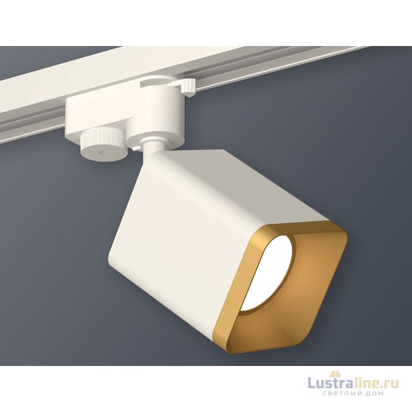 Трековый однофазный светильник Ambrella Light Track System XT7812003 (A2520, C7812, N7704) Трековый однофазный светильник Ambrella Light Track System XT7812003 (A2520, C7812, N7704)