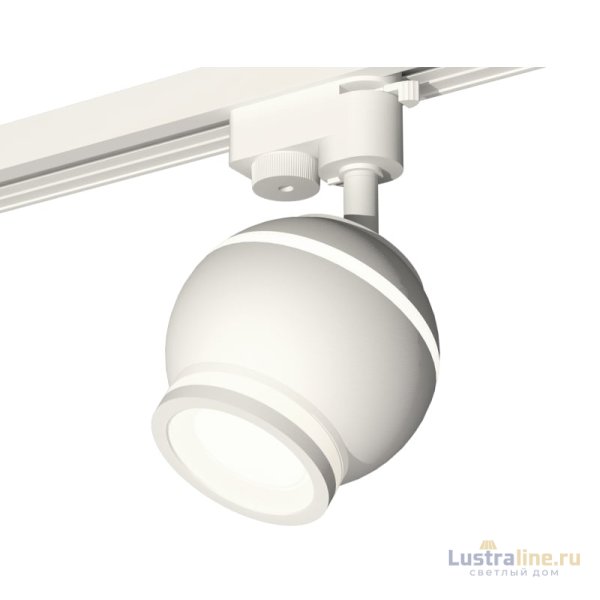 Трековый однофазный светильник с подсветкой Ambrella Light Track System XT1101040 (A2520, C1101, N7120) Трековый однофазный светильник с подсветкой Ambrella Light Track System XT1101040 (A2520, C1101, N7120)
